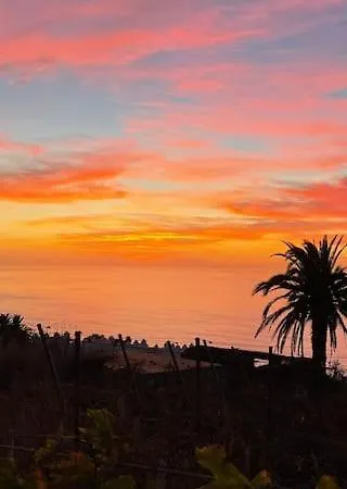 Dos Y Amplia Piscina! Villa *